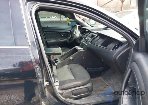 2016 Ford Police Interceptor из США, поврежденный, VIN 1FAHP2MK6GG137148